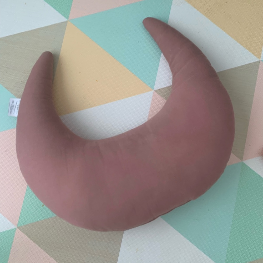 Snuggle Me Organic Feeding and Support Pillow